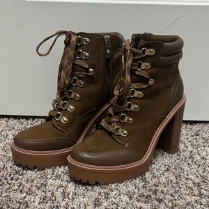 Jennifer Lopez Dark Brown Lace-Up Boots size 7